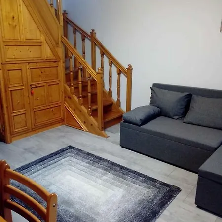 12 * Balatonkeresztur