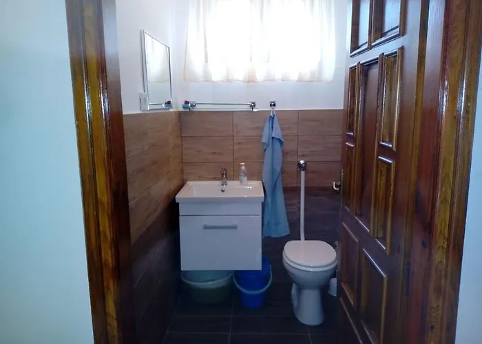 Nyaraló 12 *