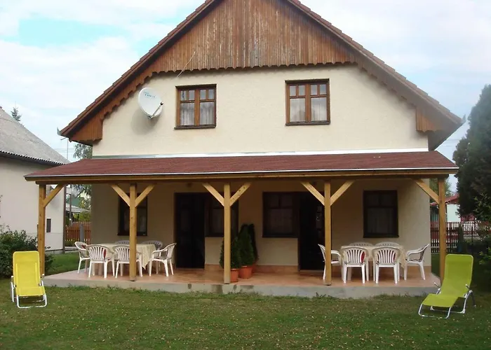 12 Prázdninový dům *