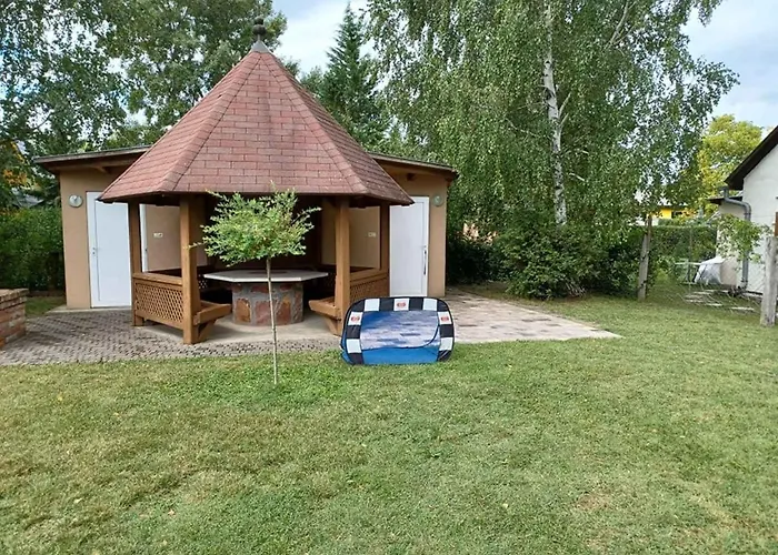 12 Prázdninový dům